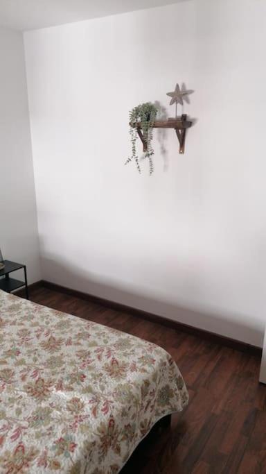 Views, Family & Private Parking In Alto Albayzin Appartement Granada Buitenkant foto