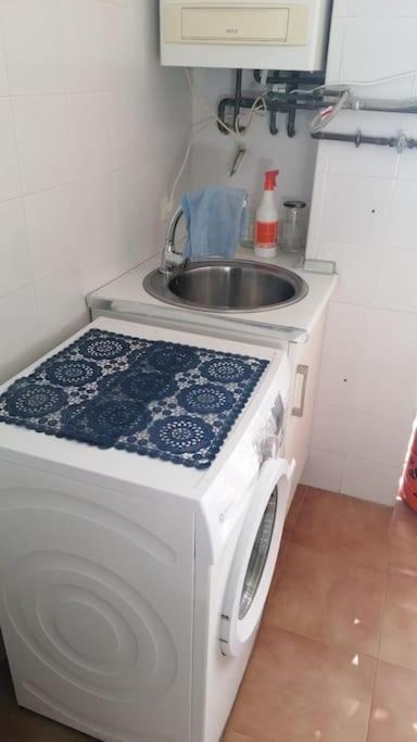 Views, Family & Private Parking In Alto Albayzin Appartement Granada Buitenkant foto
