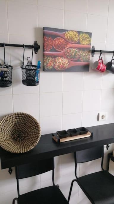 Views, Family & Private Parking In Alto Albayzin Appartement Granada Buitenkant foto